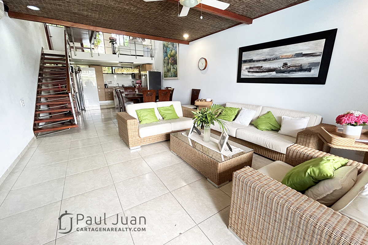 Fabulous nautical townhouse